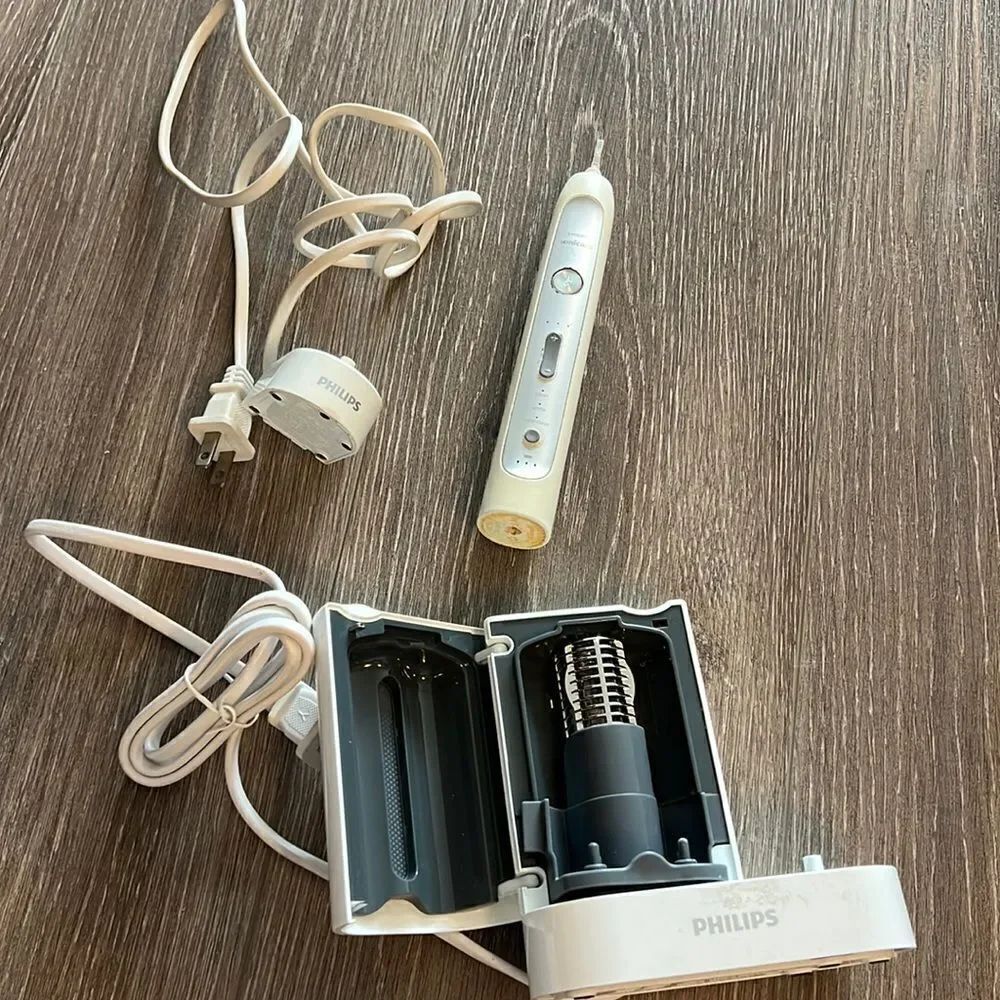 Philips Electronic Toothbrush Set